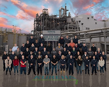Group photo on the 11th anniversary of the plant's operation